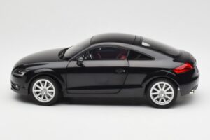 Audi TT 8J Phantom Musta Minichamps 1:18 5010500425 Metalli — kuva 4 / 8