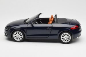 Audi TT 8J Roadster Syvänmeren Sininen Minichamps 1:18 5010500525 Metalli — kuva 4 / 8