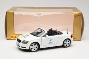 Audi TT 8N Avoauto Valkoinen Maisto 1:18 56065 Metalli — kuva 8 / 8