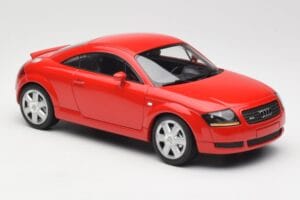 Audi TT 8N Punainen Minichamps 1:18 155017022 Metalli — kuva 4 / 6