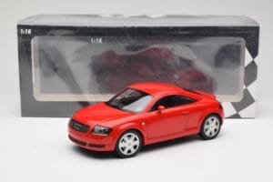 Audi TT 8N Punainen Minichamps 1:18 155017022 Metalli — kuva 6 / 6