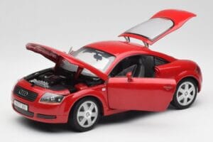 Audi TT 8N Coupe Punainen Revell 1:18 89909092 Metalli — kuva 2 / 8