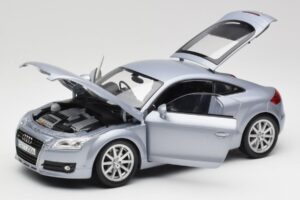 Audi TT 8N RHD Lake Hopea Metallic Minichamps 1:18 150015020 Metalli — kuva 2 / 8