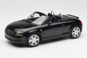 Audi TT 8N Roadster Black Metallic Minichamps 1:18 155017030 Metalli