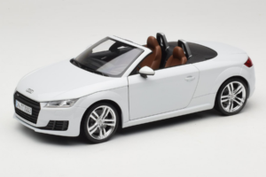 Audi TT 8S Roadster Glacier White Minichamps 1:18 5011400515 Metalli