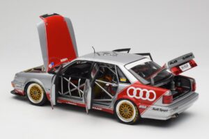 Audi V8 D11 #2 Team Dekra F. Jelinski DTM 1992 Minichamps 1:18 100921002-O Metalli — kuva 5 / 8