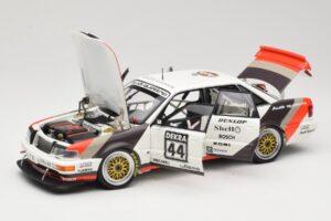 Audi V8 Quattro DTM #44 Team AZR F. Jelinski 1991 Minichamps 1:18 100911044 Metalli — kuva 2 / 8