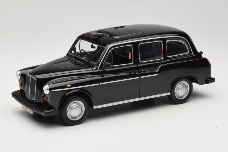 Austin FX4 London Taxi Musta Minichamps 1:18 180136000 Metalli