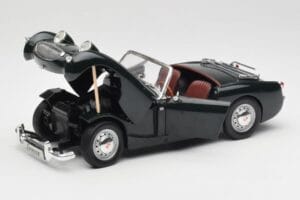 Austin-Healey Sprite Leaf Green Revell 1:18 08837 Metalli — kuva 2 / 8