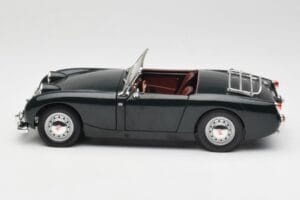 Austin-Healey Sprite Leaf Green Revell 1:18 08837 Metalli — kuva 4 / 8