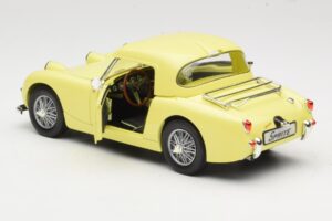 Austin-Healey Sprite Mk1 Keltainen Revell 1:18 8835 Metalli — kuva 5 / 8
