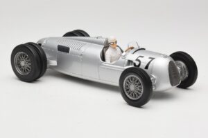 Auto Union Type C #57 H. Stuck Winner Shelsley Walsh Hill Climb 1936 Minichamps 1:18 155361057 Metalli — kuva 4 / 6