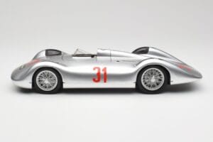 Auto Union Typ C Stromlinie #31 B. Rosemeyer 1937 Hopea Revell 1:18 08436 Metalli — kuva 4 / 8