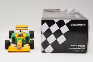 Benetton Ford B193B #5 R. Patrese 3rd Place British GP 1993 Minichamps 1:18 110930906 Metalli — kuva 6 / 6