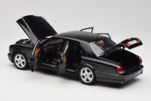 Bentley Arnage R Musta Minichamps 1:18 100139071 Metalli — kuva 5 / 8