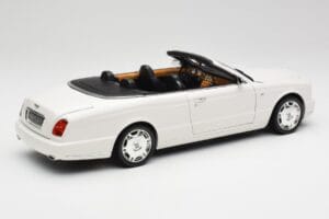 Bentley Azure Glacier White Minichamps 1:18 100139502 Metalli — kuva 3 / 8