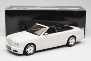Bentley Azure Glacier White Minichamps 1:18 100139502 Metalli — kuva 8 / 8