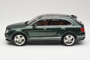 Bentley Bentayga Styling Pack Vihreä GT Spirit 1:18 GT133 Hartsi — kuva 3 / 6