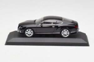 Bentley Continental GT Beluga Musta Minichamps 1:43 436139980 Metalli
