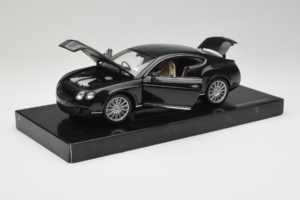 Bentley Continental GT British Racing Green Minichamps 1:18 BL570 Metalli — kuva 2 / 8
