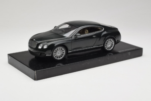 Bentley Continental GT British Racing Green Minichamps 1:18 BL570 Metalli — kuva 3 / 8