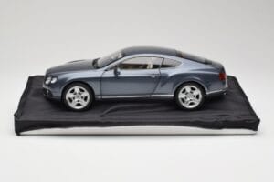 Bentley Continental GT Grey Metallic Minichamps 1:18 100139920 Metalli — kuva 4 / 8