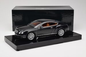 Bentley Continental GT Midnight Emerald Minichamps 1:18 BL389 Metalli — kuva 8 / 8