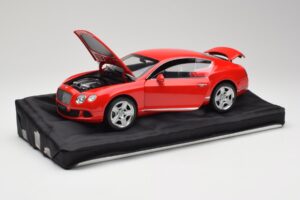Bentley Continental GT St. James Red Minichamps 1:18 100139922 Metalli — kuva 2 / 8
