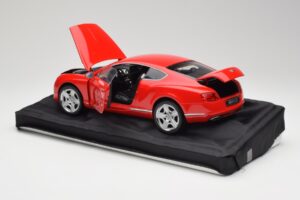 Bentley Continental GT St. James Red Minichamps 1:18 100139922 Metalli — kuva 5 / 8