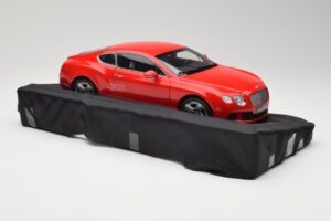 Bentley Continental GT St. James Red Minichamps 1:18 100139922 Metalli — kuva 6 / 8