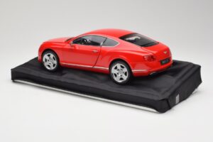 Bentley Continental GT St. James Red Minichamps 1:18 100139922 Metalli — kuva 7 / 8