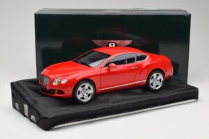 Bentley Continental GT St. James Red Minichamps 1:18 100139922 Metalli — kuva 8 / 8