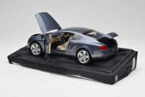 Bentley Continental GT Thunder Harmaa Minichamps 1:18 BL835 — kuva 5 / 8