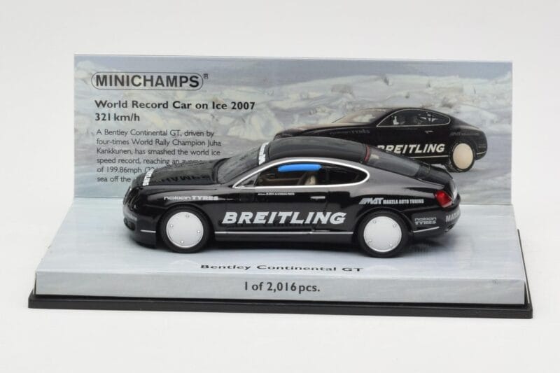 Bentley Continental GT World Record Car on Ice Musta Minichamps 1:43 436139026-O Metalli