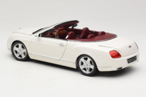 Bentley Continental GTC Valkoinen Minichamps 1:18 100139032 Metalli — kuva 7 / 8