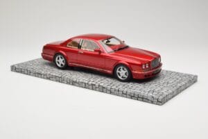Bentley Continental R Red Metallic Minichamps 1:18 107139940 Metalli — kuva 4 / 6