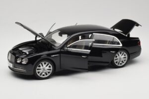 Bentley Flying Spur W12 Diamond Black Kyosho 1:18 08891DBK Metalli — kuva 2 / 8