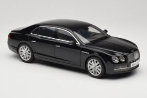 Bentley Flying Spur W12 Diamond Black Kyosho 1:18 08891DBK Metalli — kuva 6 / 8