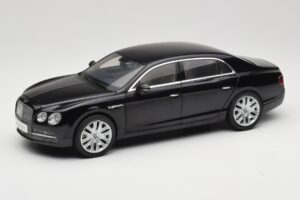 Bentley Flying Spur W12 Onyx Black Kyosho 1:18 08891NX Metalli