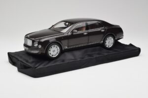 Bentley Mulsanne Burnt Oak Minichamps 1:18 100139905 Metalli