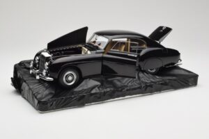 Bentley R-Type Continental Black Metallic Minichamps 1:18 100139420 Metalli — kuva 2 / 8