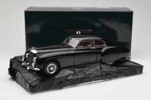 Bentley R-Type Continental Black Metallic Minichamps 1:18 100139420 Metalli — kuva 8 / 8