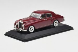 Bentley S1 Continental Flying Spur Kerma Minichamps 1:43 436139551 Metalli — kuva 2 / 4
