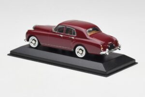 Bentley S1 Continental Flying Spur Kerma Minichamps 1:43 436139551 Metalli — kuva 3 / 4