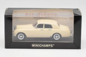 Bentley S2 Punainen Minichamps 1:43 436139951 Metalli — kuva 4 / 4