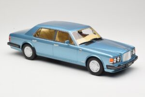 Bentley Turbo R LWB Sininen GT Spirit 1:18 GT782 Hartsi — kuva 4 / 6