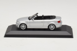 BMW 1-Series E88 Avoauto Titan Silver Minichamps 1:43 80420427037-R1 Metalli