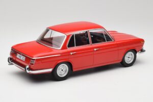 BMW 1800 Ti Karmiini Punainen Minichamps 1:18 107024001 Metalli — kuva 2 / 6