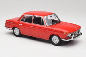 BMW 1800 Ti Karmiini Punainen Minichamps 1:18 107024001 Metalli — kuva 4 / 6