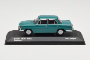BMW 1800 TI/SA Tummanvihreä Minichamps 1:43 403025103 Metalli